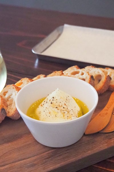 ブッラータ＆バゲット