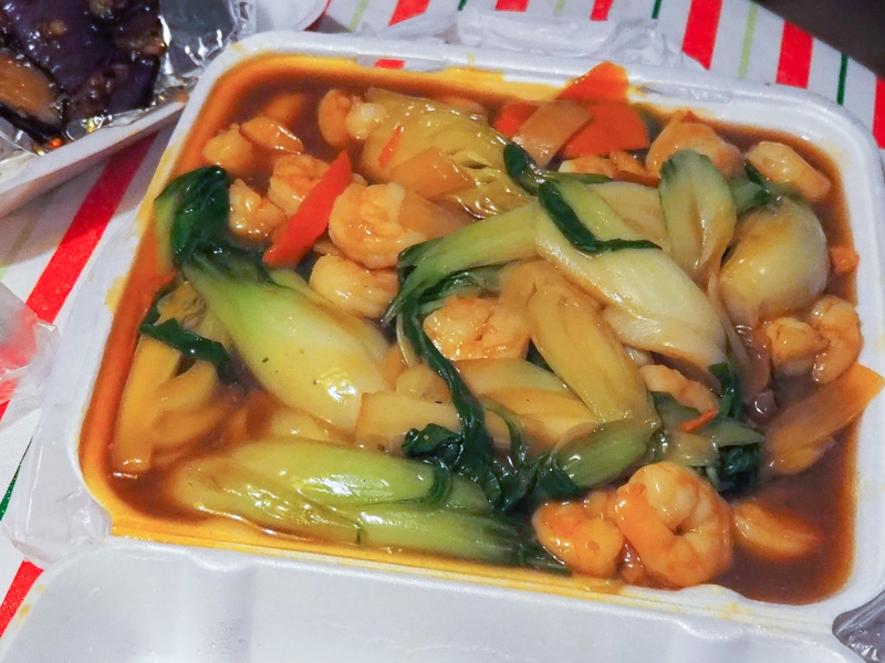 海老と青梗菜の下はヌードル