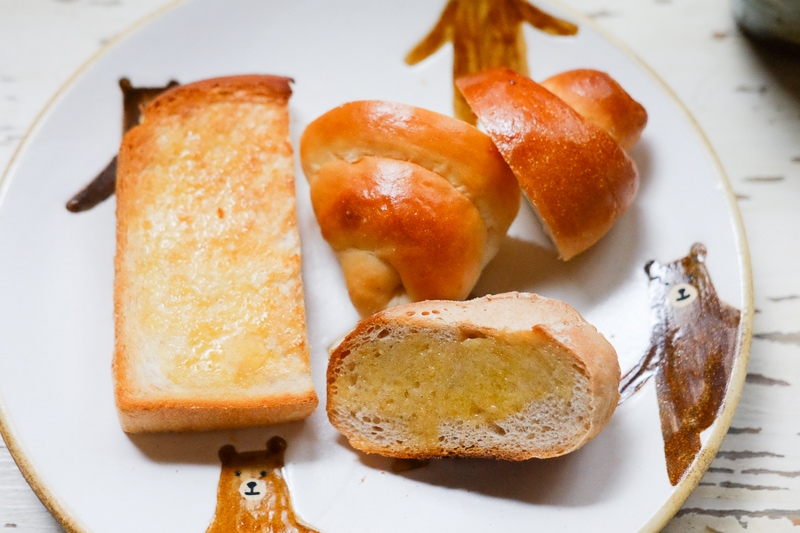 つやつやロールパン