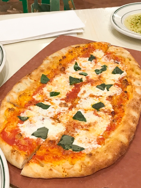 マルゲリータピザ