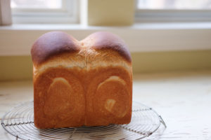 酒粕入り山型食パン