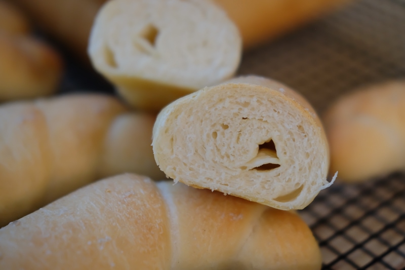 塩パンのクラム