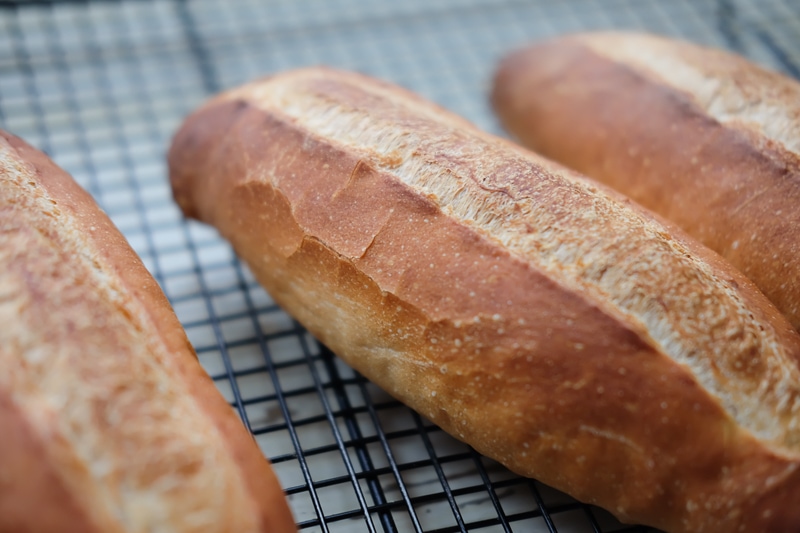 クラストはメリッと