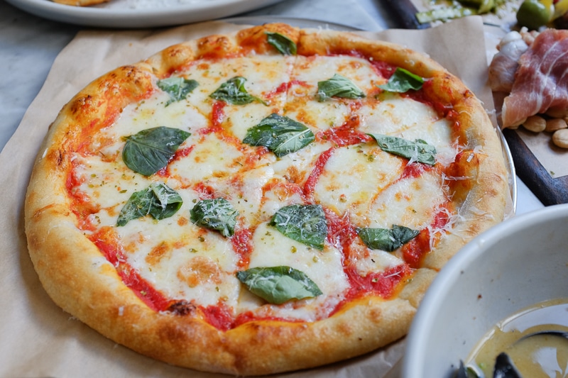 マルゲリータピザ