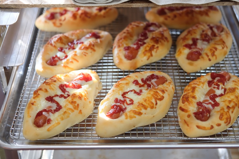 ソーセージパン