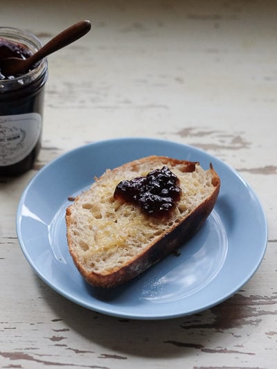 手作りサワードウトーストにのせて