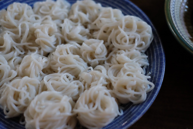 一口サイズにまるめて