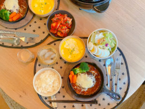 煮込みハンバーグランチ