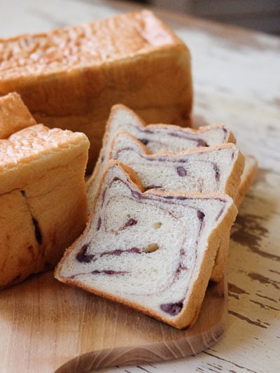 あん入り食パン