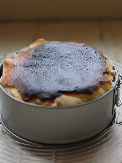 バスクチーズケーキ・焼きたて