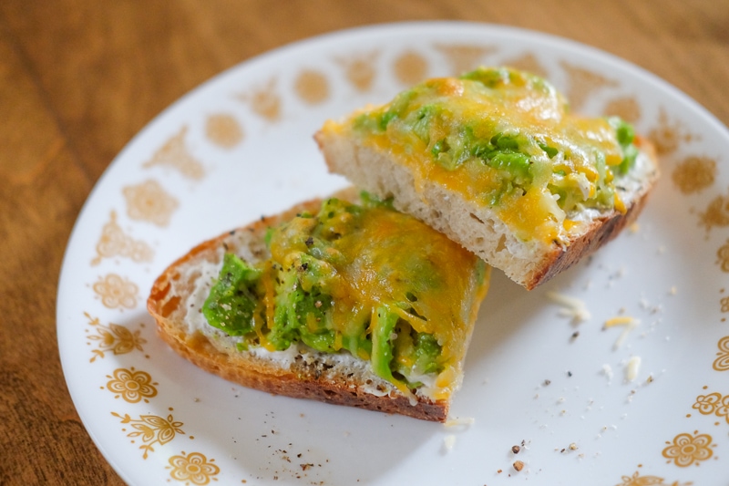アボカドトースト
