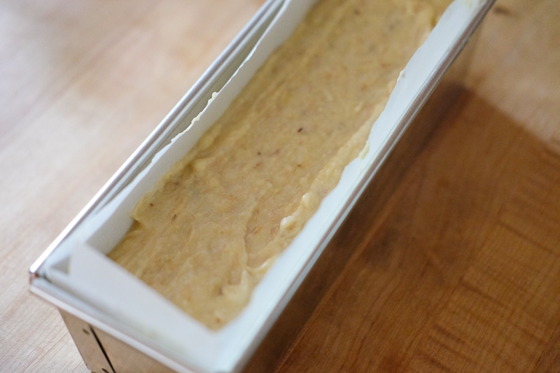 型に流しいれる