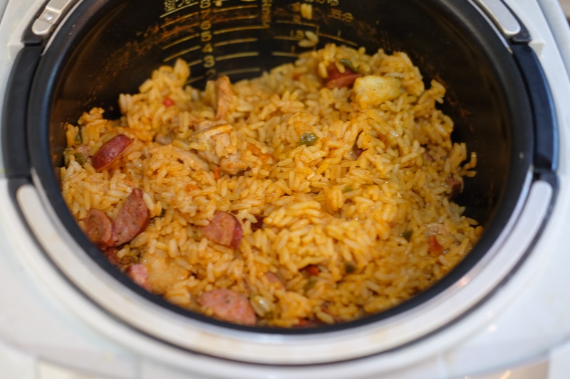 炊飯器で炊きます