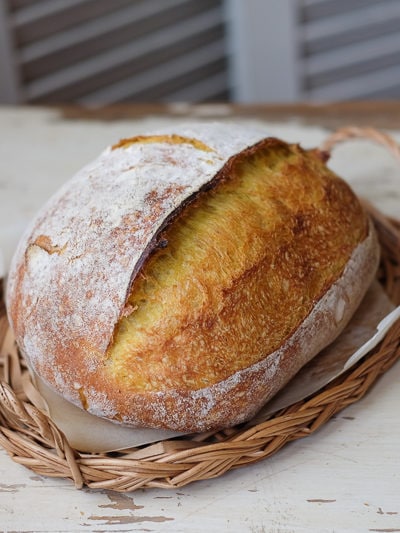 ターメリック酵母のカンパーニュ