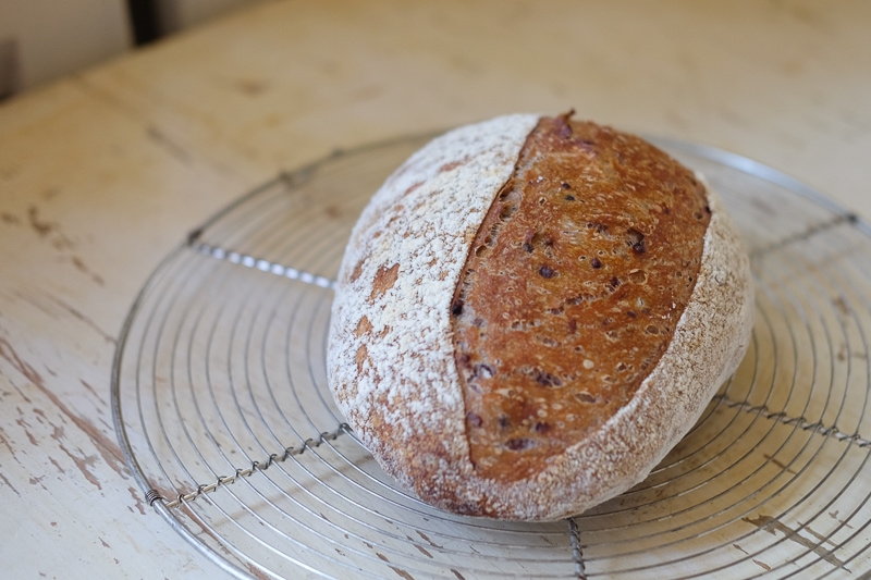 ブラックベリー酵母カンパーニュ