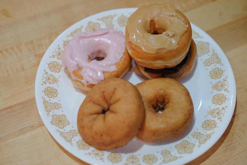 お土産のドーナツ