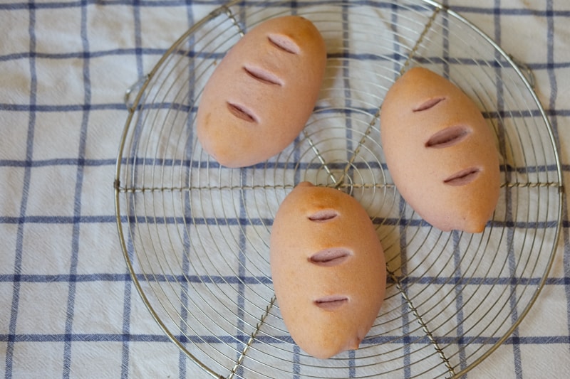 さつまいもクリームパン