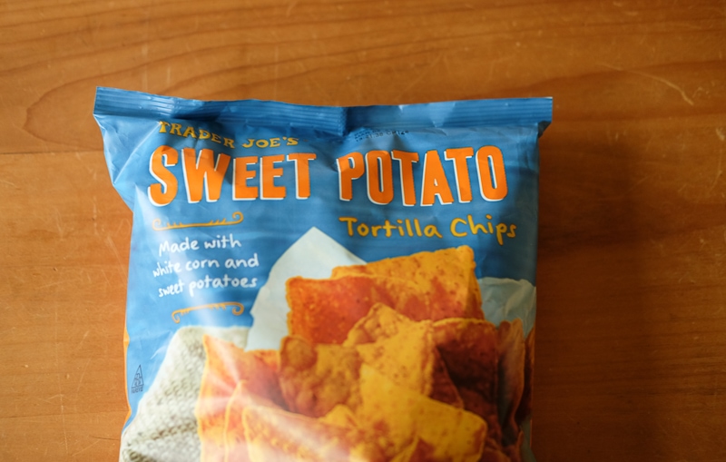 スイートポテトトルティーヤチップス