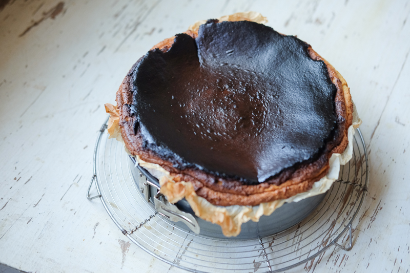 バスクチーズケーキ