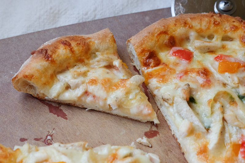 薄焼きピザ