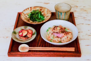 ガーリックステーキライスの夕飯