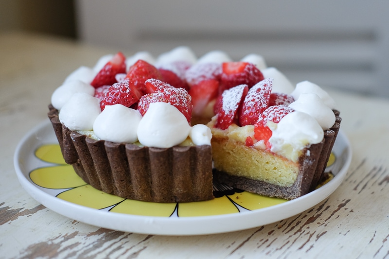 カスタードクリームといちご