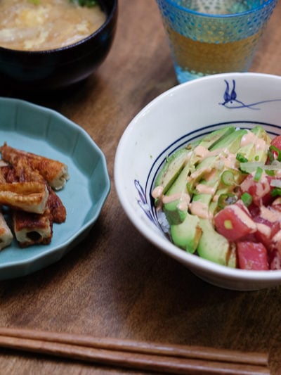 スパイシーポケ丼の献立