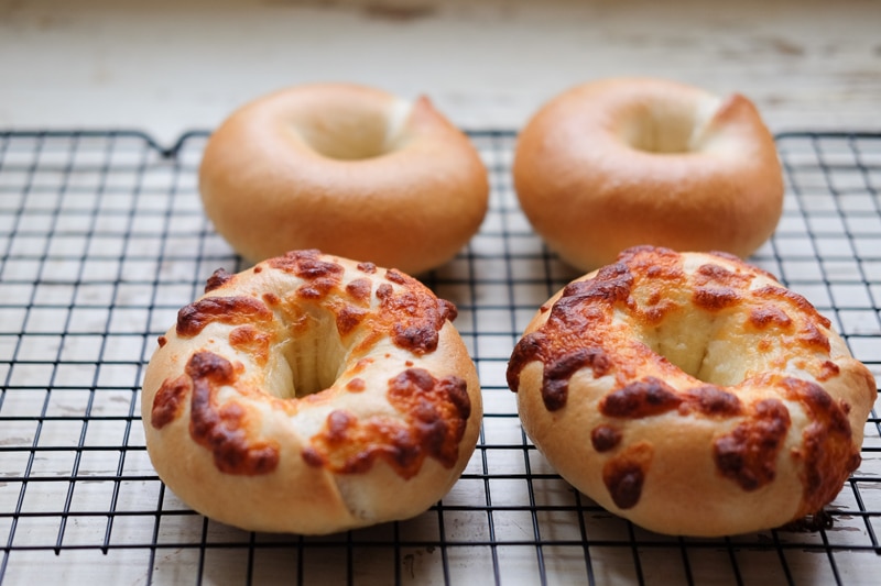 プレーン＆チーズベーグル