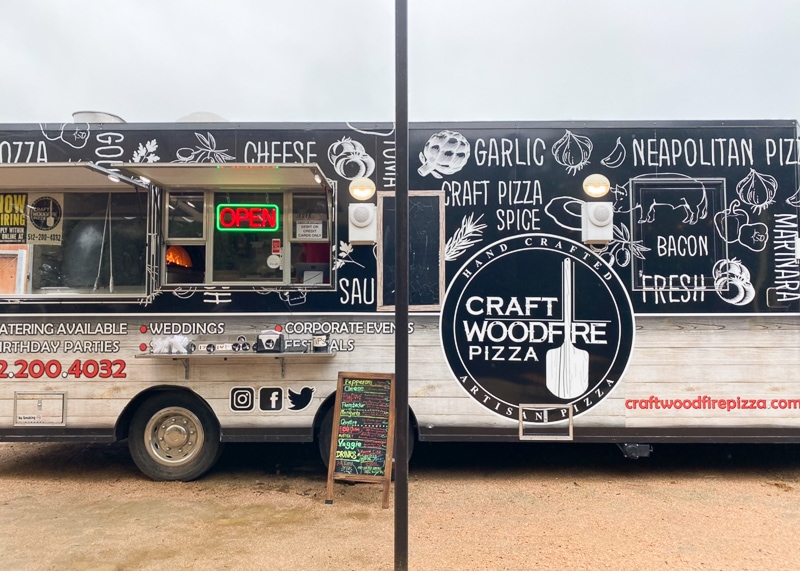 ピザトレイラー