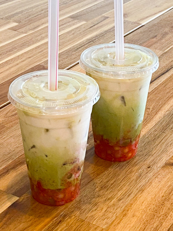 抹茶いちごミルクティー