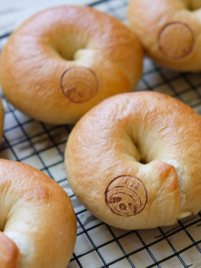 オレンジピールとクリームチーズのベーグル