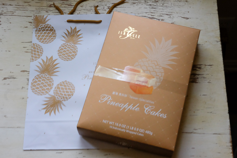 パイナップルケーキ