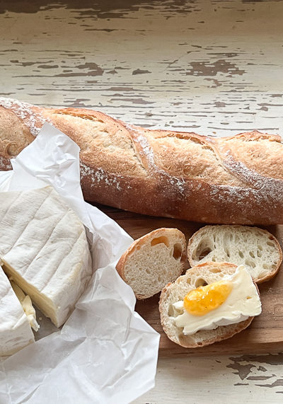 チーズとジャムをオン