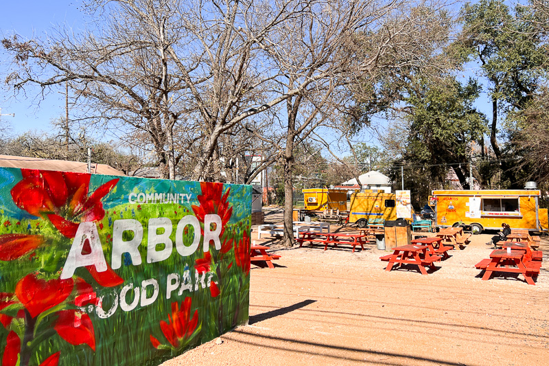 フードトラックパーク