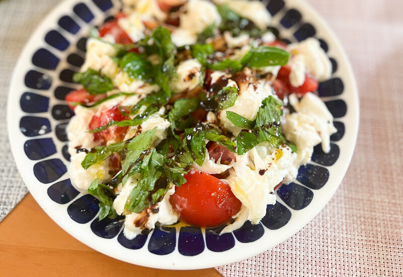 ブッラータカプレーゼ